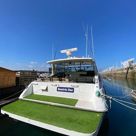 Yate En Gijon , Experiencia Unica B Hotel Ngoại thất bức ảnh